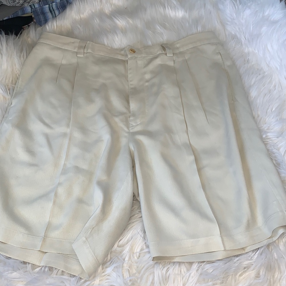 Men’s Tommy bahama shorts